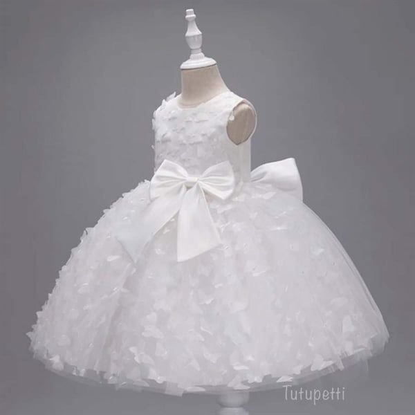  P23_369. Đầm Hoa Bướm trắng 