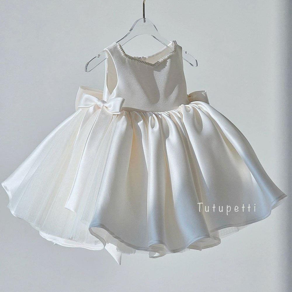  P24_146. Đầm Công Chúa Trắng Xoè Bồng 