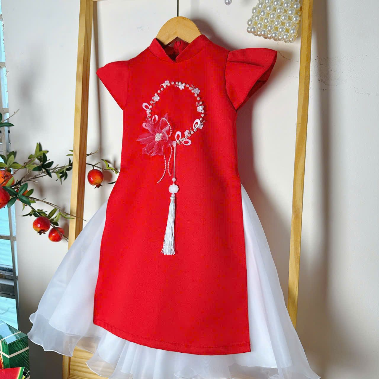  AD25_26. Áo Dài Đính Ngọc Trai Đỏ 