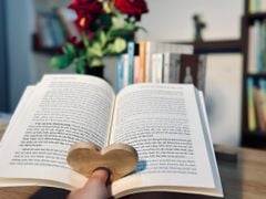 Book holder – Kẹp hỗ trợ đọc sách