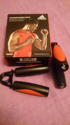 BÓP TAY ADIDAS ADAC-11400