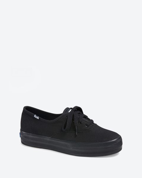 Giày Canvas Nữ Triple All Black ( SIZE 37 )
