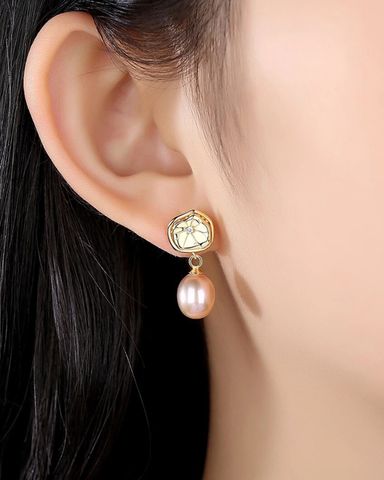 Bông Tai Ngọc Trai Lá Sen