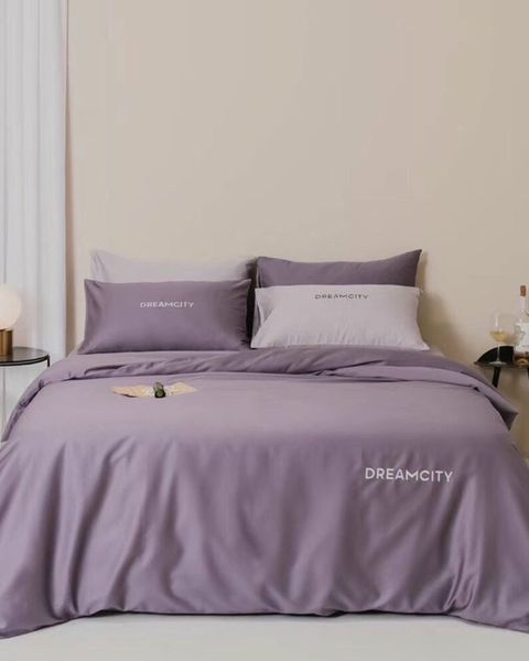 Bộ Drap & Vỏ Chăn Lụa Solid 180x200 (4 Món)