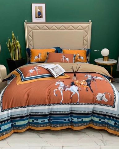 Bộ Drap & Vỏ Chăn Lụa HM 160x200 (4 Món)