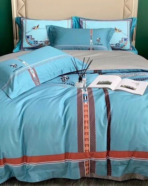 Bộ Drap & Vỏ Chăn Lụa Luxury Silk 140x200 (4 Món)