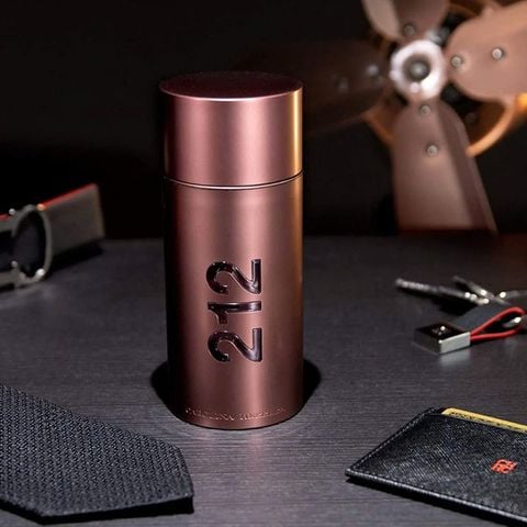 Nước Hoa Nam Carolina Herrera 212 Sexy Men