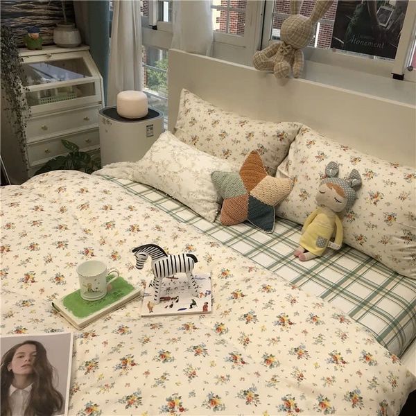 Bộ Drap & Chăn Chần Cotton Hàn 160x200 (4 Món)