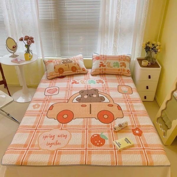 Bộ Chiếu Cao Su Điều Hòa Hoạt Hình 160x200 (3 Món)