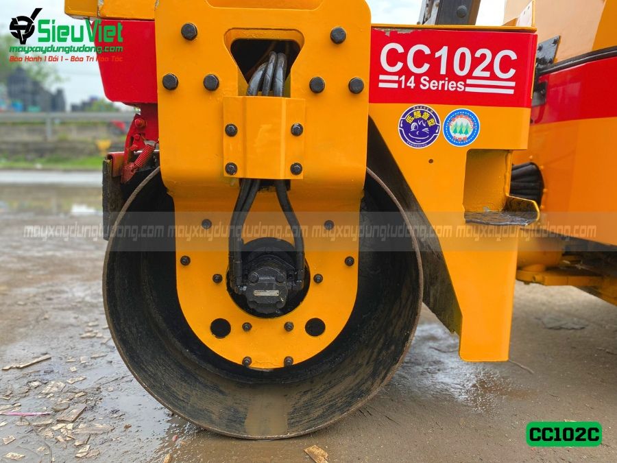 Xe lu rung nhỏ 2.5 Tấn Dynapac CC102C Thuỵ Điển (25345)