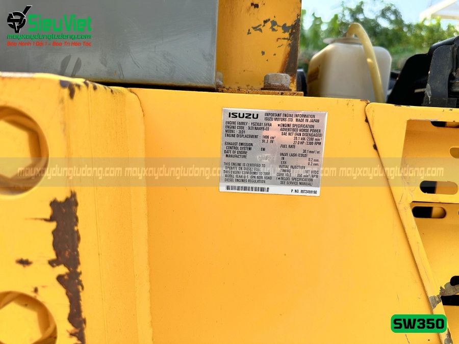 Xe lu rung nhỏ 2.8 tấn Sakai SW350 Nhật Bản (VSW1410252)