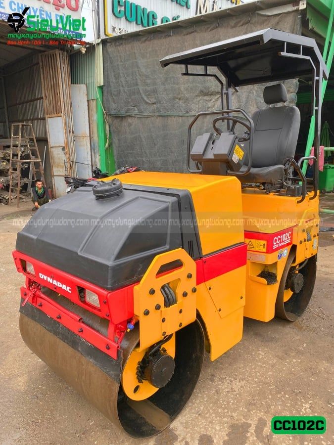 Xe lu rung nhỏ 2.5 Tấn Dynapac CC102C Thuỵ Điển (25345)