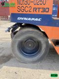 Xe lu tĩnh bánh lốp 3 Tấn Hitachi RT30 Nhật Bản