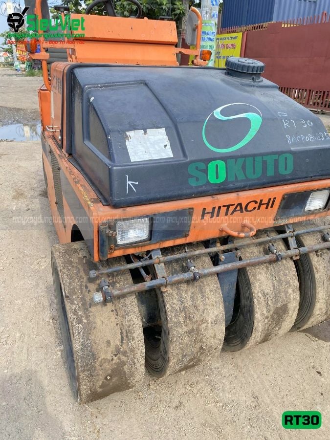 Xe lu tĩnh bánh lốp 2.7 tấn Hitachi RT30 Nhật Bản (80285)
