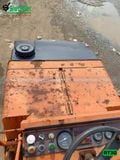 Xe lu tĩnh bánh lốp 3 Tấn Hitachi RT30 Nhật Bản