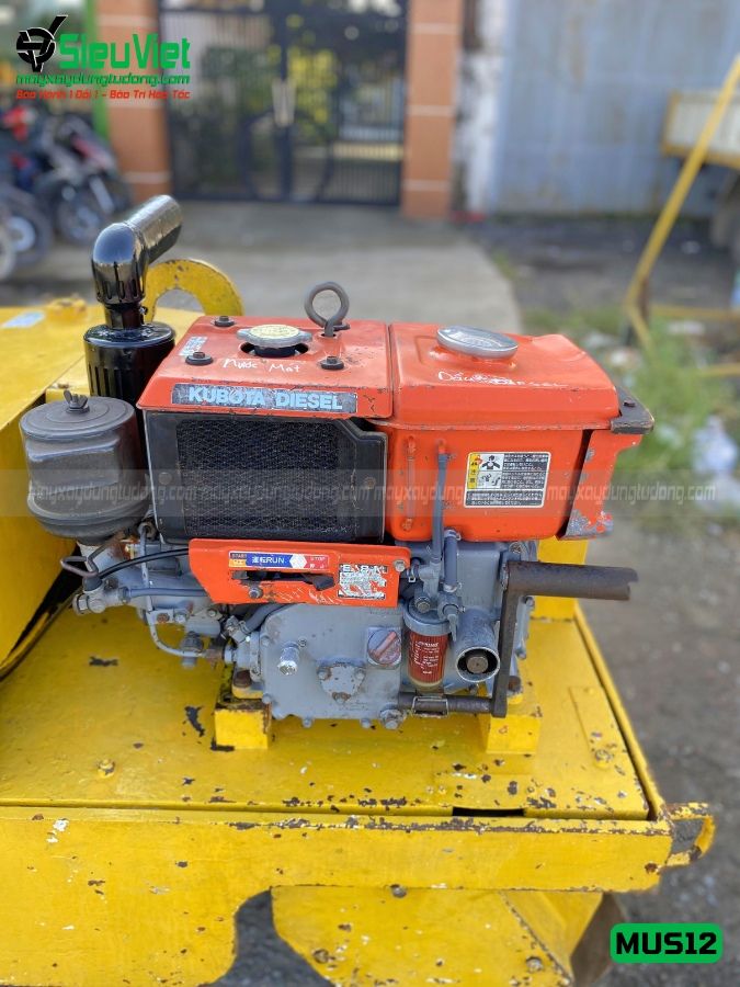 Xe lu rung nhỏ 1.2 Tấn Meiwa MUS12 Nhật Bản (629)