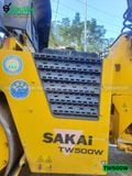 Xe lu rung 3.6 tấn Sakai TW500W Nhật Bản