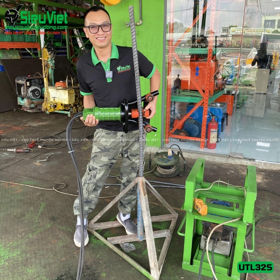 (Cho Thuê Ngày) Máy uốn sắt cầm tay phi 16-28 UTL32S Nhật Bản - Điện 220V, 1 Pha