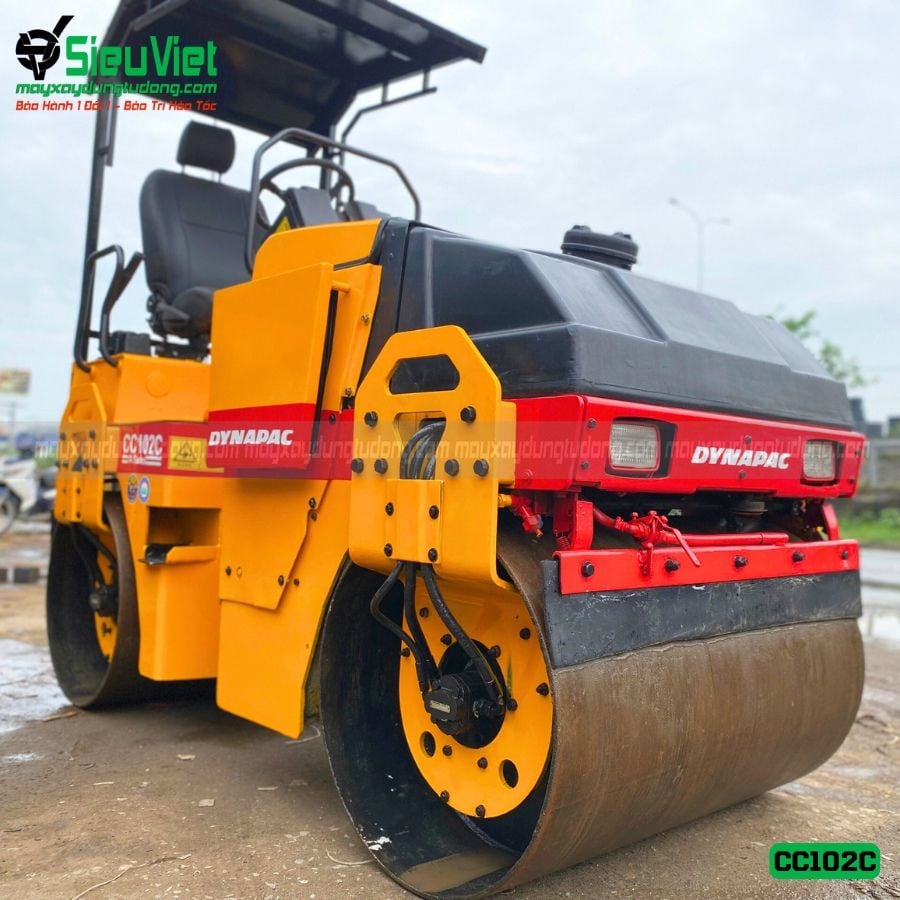 Xe lu rung nhỏ 2.5 Tấn Dynapac CC102C Thuỵ Điển (25345)