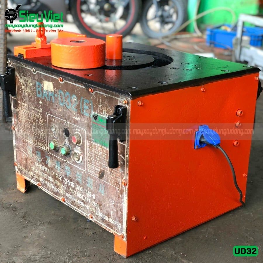 (Cũ) Máy uốn sắt phi 32 UD32 Hàn Quốc (Điện 220v, Dân dụng)