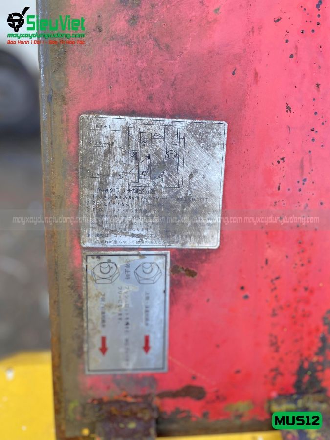 Xe lu rung nhỏ 1.2 Tấn Meiwa MUS12 Nhật Bản (629)