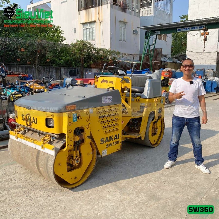 (Cho Thuê Tuần) Xe lu rung 3 tấn Nhật Bản (Sakai, Hitachi, Bomag...)