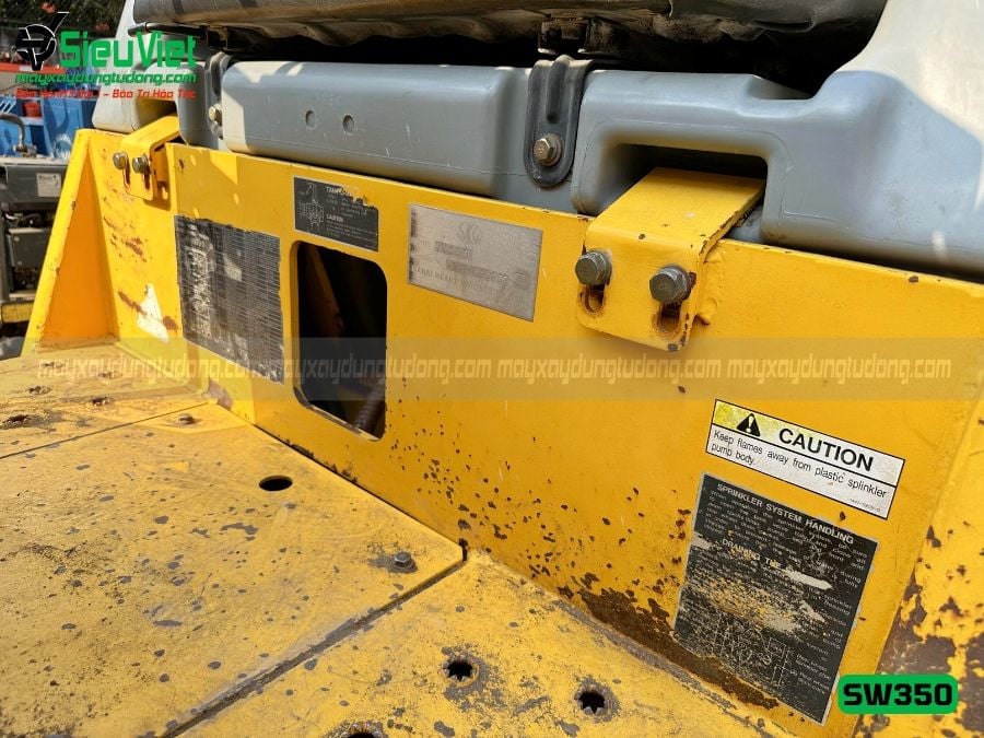 Xe lu rung nhỏ 2.8 tấn Sakai SW350 Nhật Bản (VSW1410252)