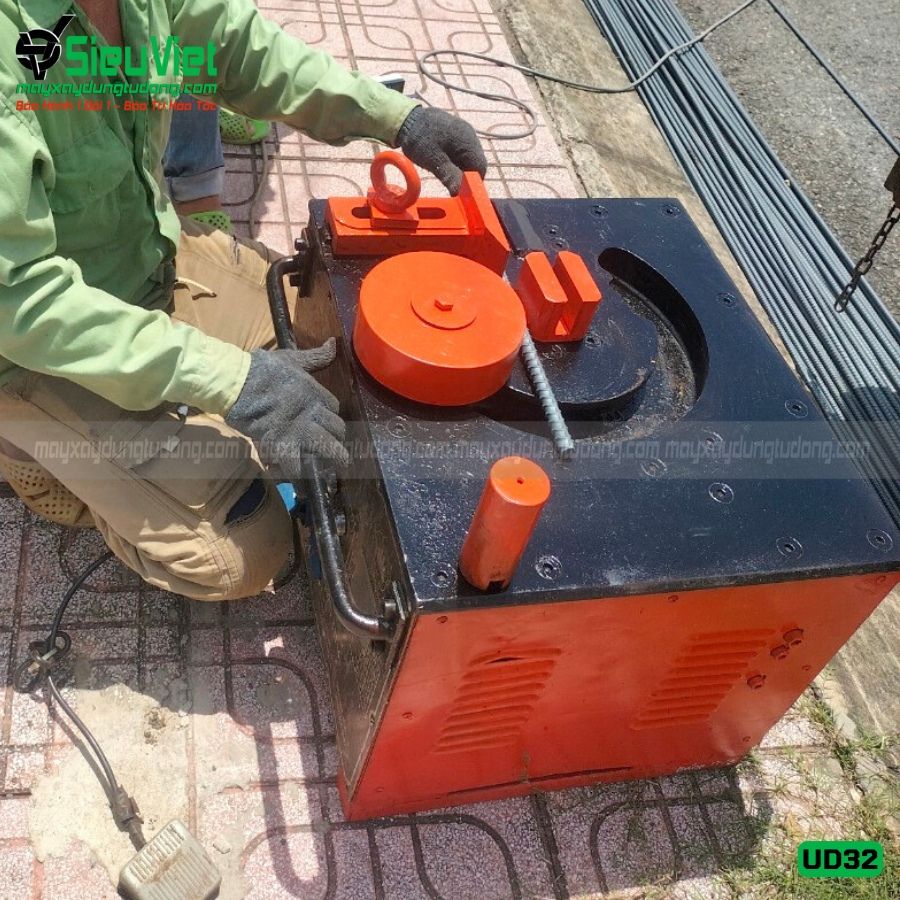 (Cũ) Máy uốn sắt phi 32 UD32 Hàn Quốc (Điện 220v, Dân dụng)