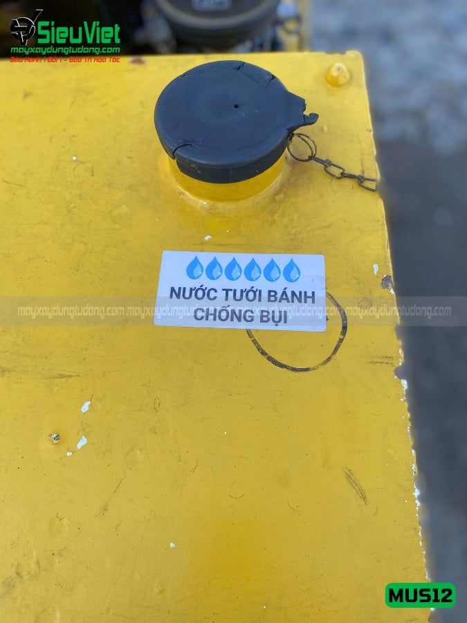 Xe lu rung nhỏ 1.2 Tấn Meiwa MUS12 Nhật Bản (629)
