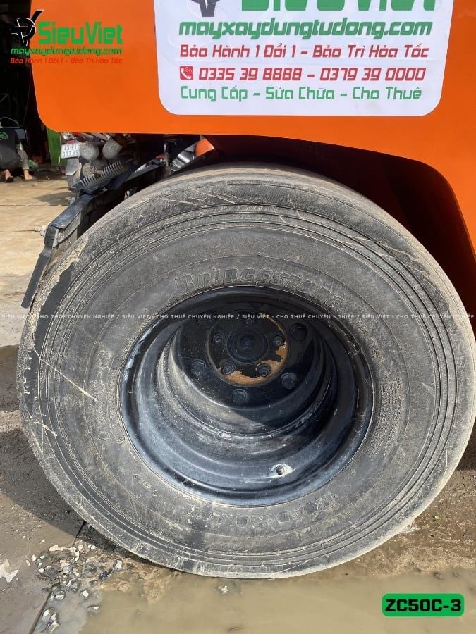 Xe lu rung nhỏ 3.6 tấn Hitachi ZC50C-3 Nhật Bản (34221)