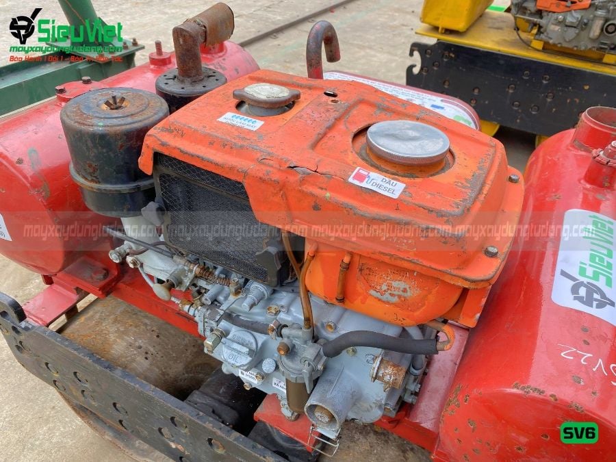 Lu rung dắt tay 550Kg Sakai SV6 Nhật Bản - Máy Xây Dựng Siêu Việt