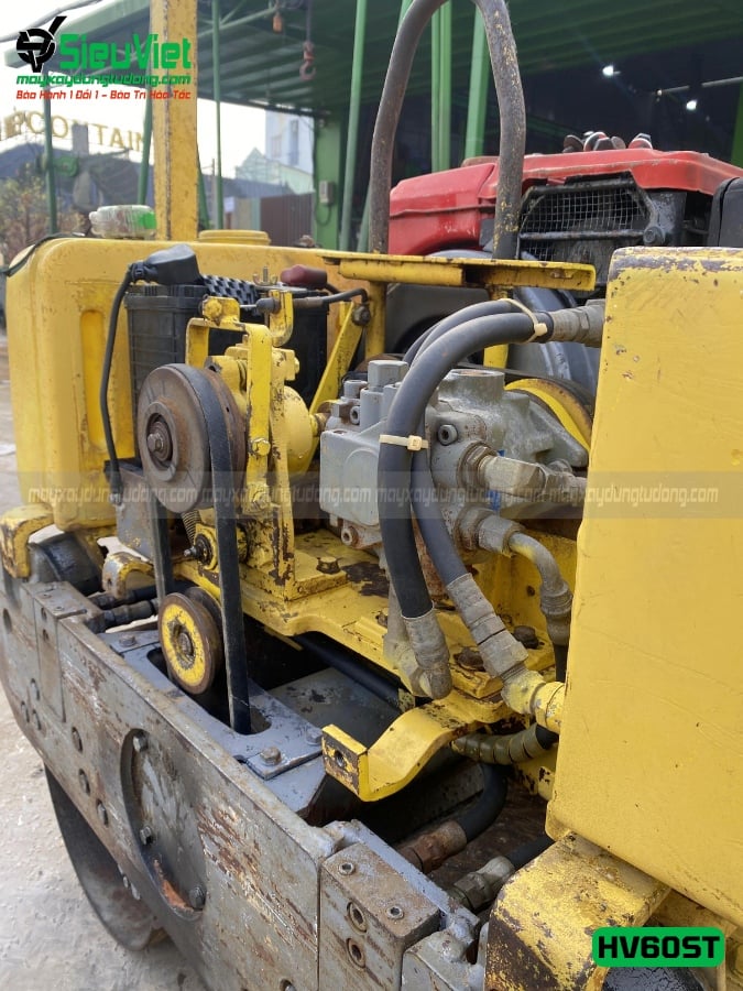 Lu rung dắt tay 650Kg Sakai HV60ST Nhật Bản - Máy Xây Dựng Siêu Việt