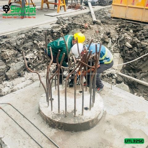 (Cũ) Máy uốn sắt cầm tay phi 16-32 UTL32SC Nhật Bản - Điện 220V, 1 Pha