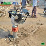 (Cho Thuê Tuần) Máy đầm cóc xăng trên 70Kg DC7 Nhật Bản - Động cơ xăng
