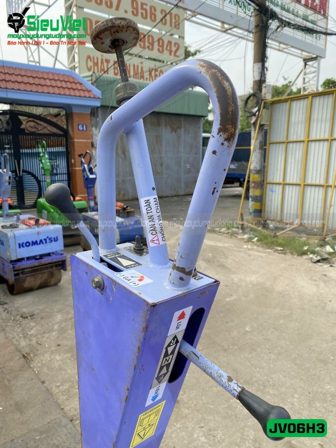 Xe lu rung dắt tay 600Kg Komatsu JV06H3 Nhật Bản (JV06H36109)