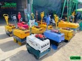 (Cho Thuê Ngày) Xe lu dắt tay 500Kg Nhật Bản - Động cơ Diesel