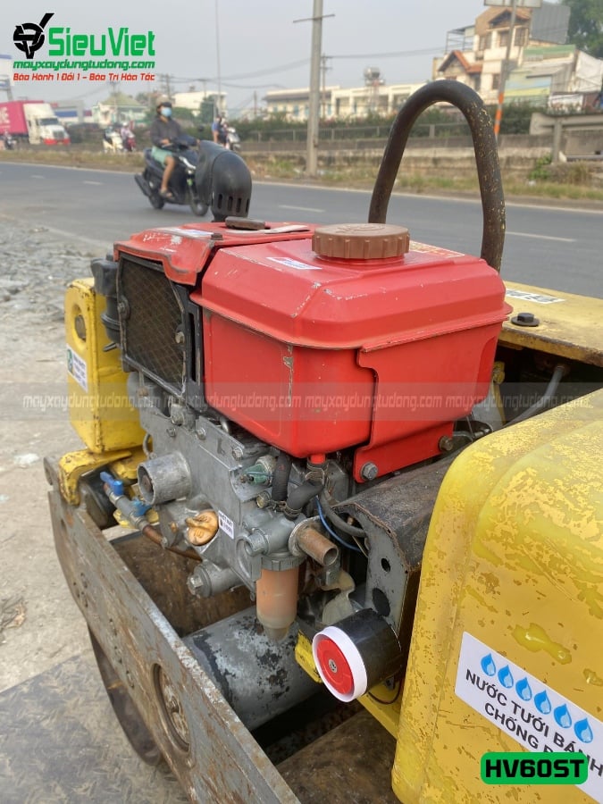 Lu rung dắt tay 650Kg Sakai HV60ST Nhật Bản - Máy Xây Dựng Siêu Việt