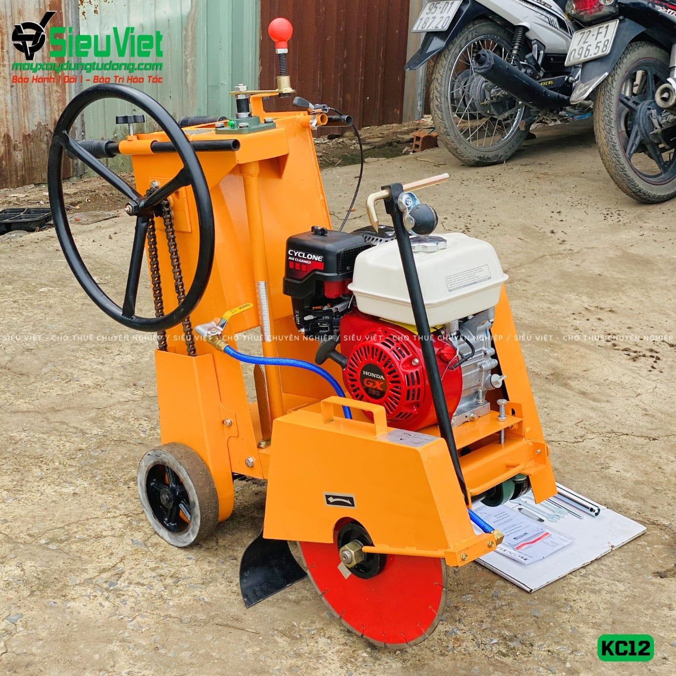 Máy cắt bê tông Vifuco KC12, động cơ Honda GX160