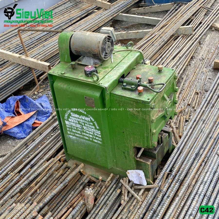 Thuê Tháng Máy cắt sắt phi 10-32mm C42 - Điện 380V, 3 Pha