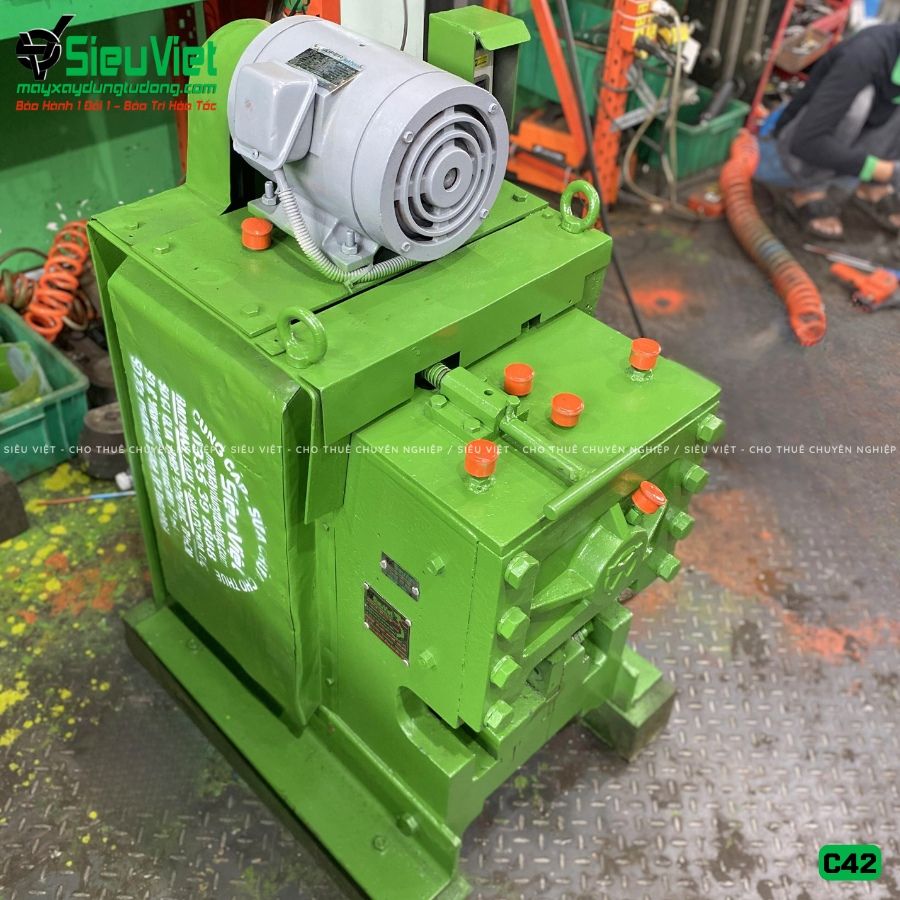 Thuê Tháng Máy cắt sắt phi 10-32mm C42 - Điện 380V, 3 Pha