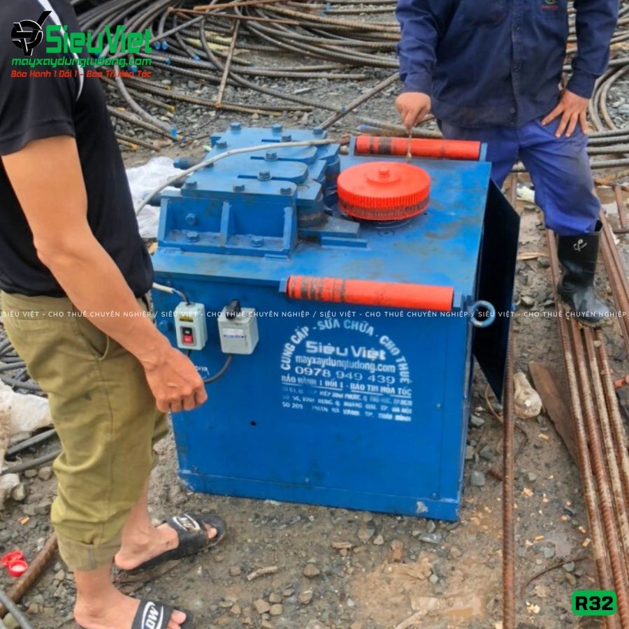 (Cũ) Máy uốn đai tròn R32 Việt Nam - Điện 380v, 3 Pha