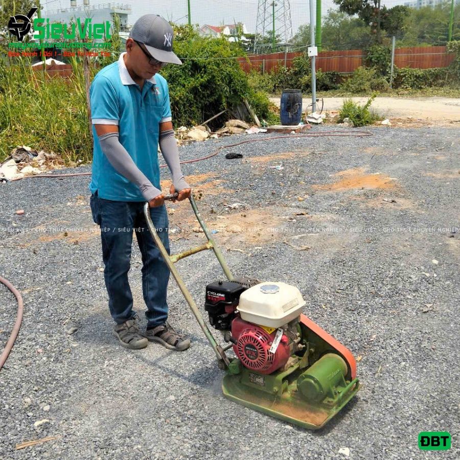 Cho thuê máy đầm bàn chất lượng, giá tốt - Sẵn kho, giao trong ngày