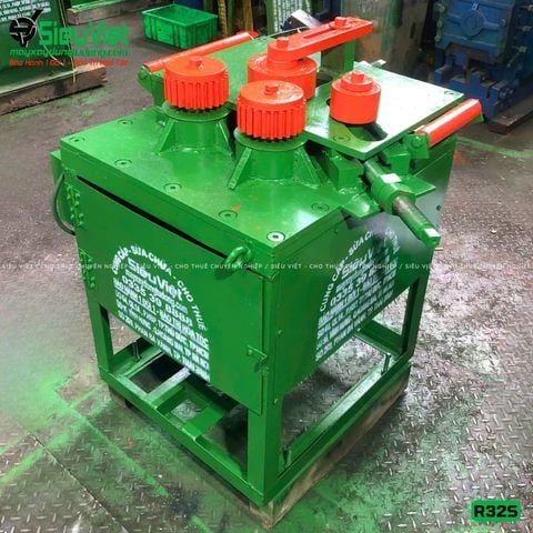 (Cũ) Máy uốn đai tròn R32S Việt Nam - Điện 380v, 3 Pha