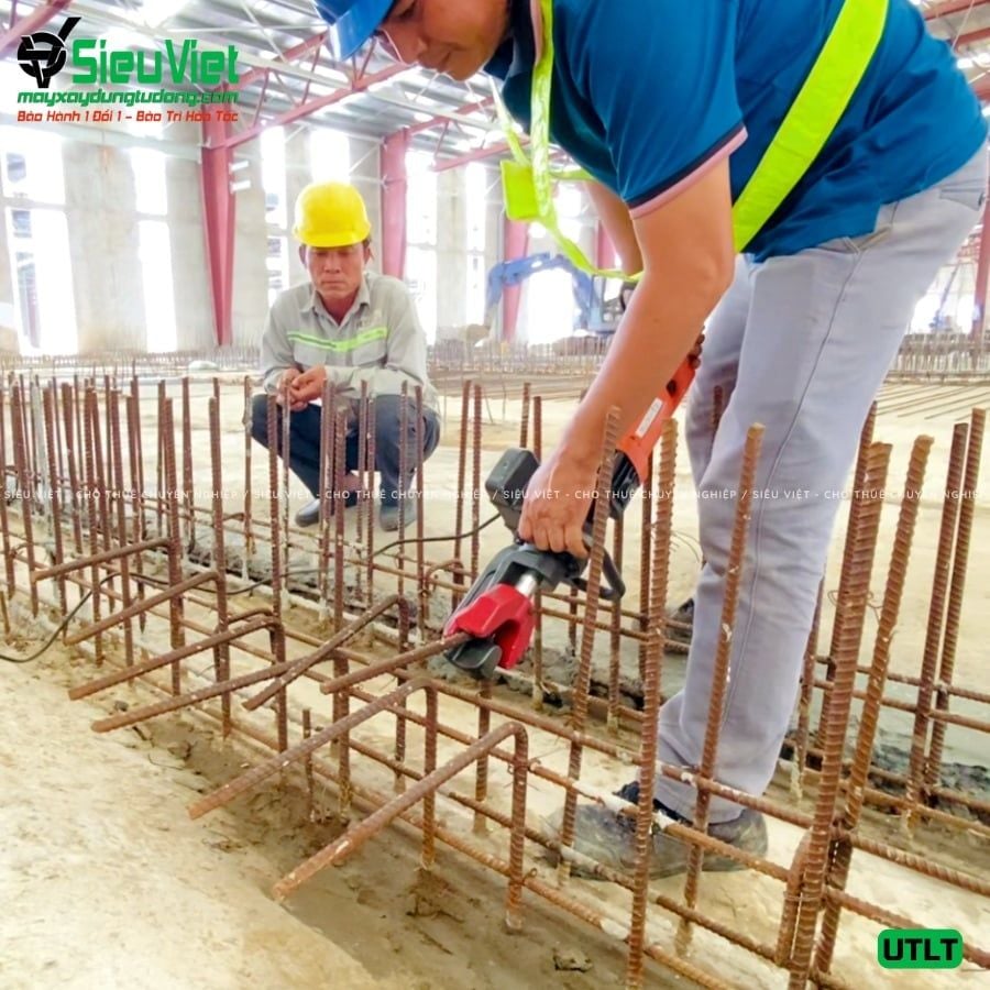 Cho thuê máy uốn sắt thuỷ lực cầm tay giá tốt - Máy sẵn kho, giao trong ngày