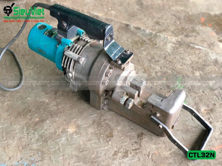 (Cũ) Máy cắt sắt cầm tay phi 32 CTL32N Nhật Bản (Điện 220V, 1 Pha) - Loại 2