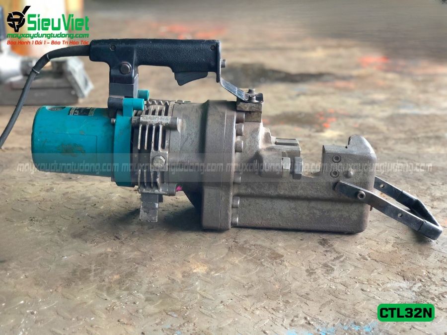 (Cũ) Máy cắt sắt cầm tay phi 32 CTL32N Nhật Bản (Điện 220V, 1 Pha) - Loại 2