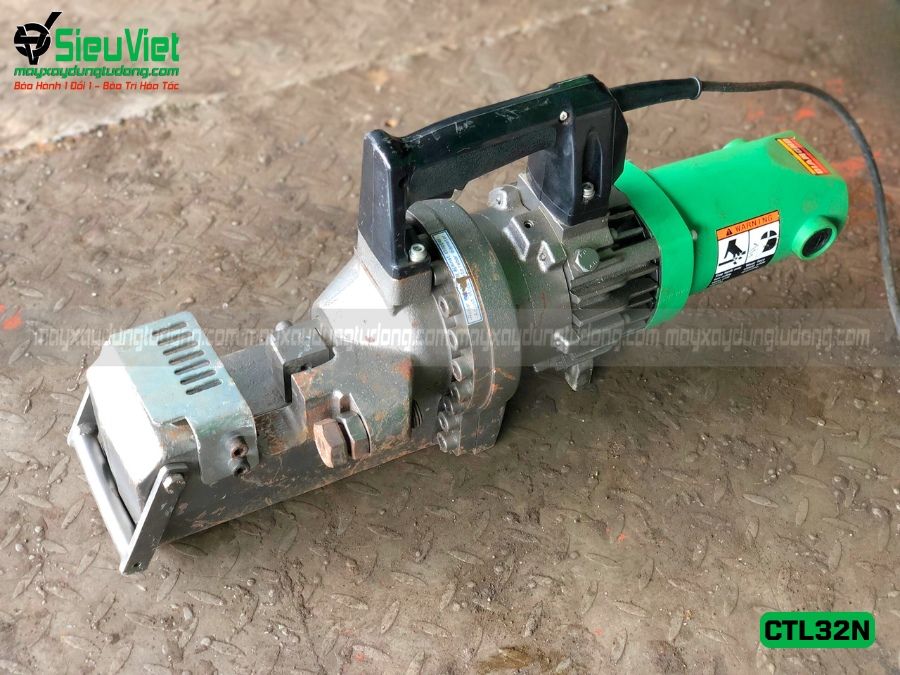 (Cũ) Máy cắt sắt cầm tay phi 32 CTL32N Nhật Bản (Điện 220V, 1 Pha) - Loại 2
