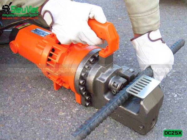 Máy cắt thép thủy lực DC-25X Diamond Nhật Bản