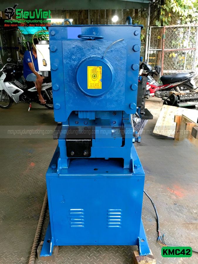 Máy cắt sắt KMC42 Kunwoo Hàn Quốc - Điện 380v, 3 Pha