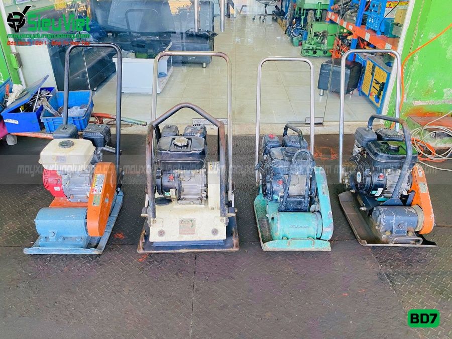 (Cho Thuê Tuần) Máy đầm bàn 70-79Kg DB7 Nhật Bản - Động cơ xăng